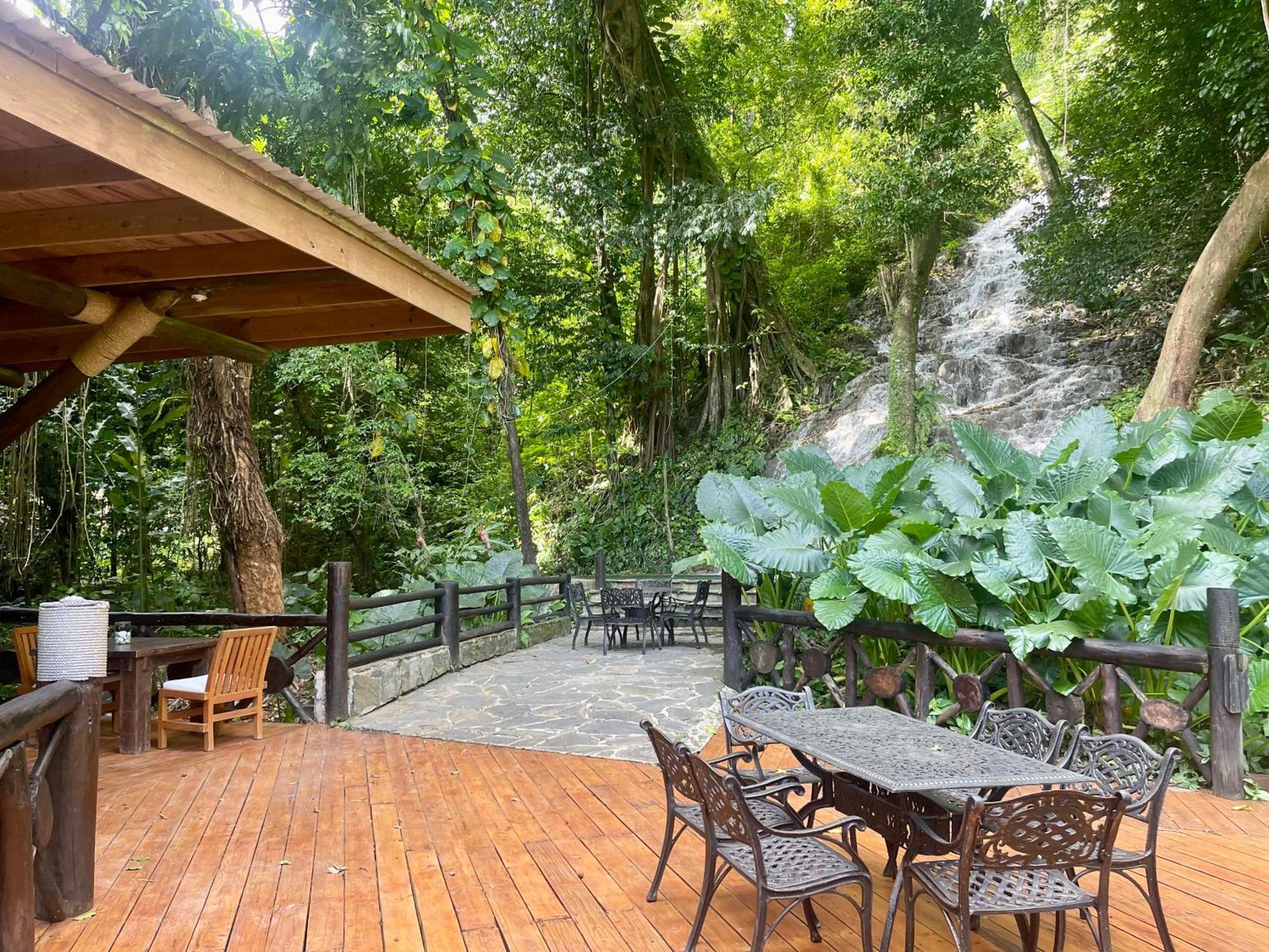 Platon Ecolodge Barahona 외부 사진
