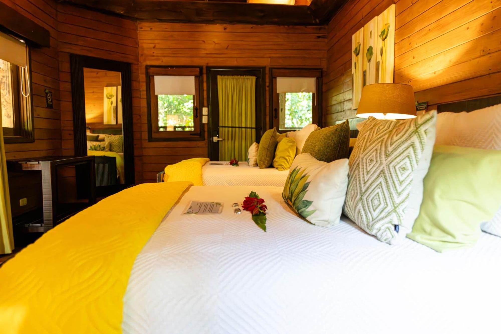 Platon Ecolodge Barahona 외부 사진